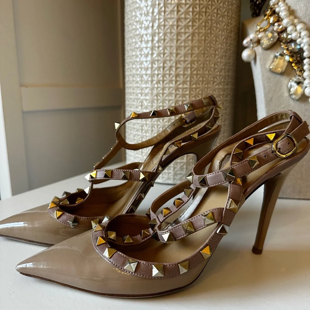 Valentino Garavani Patent Rockstud Caged Pumps 100 MM - Picture 8 of 13